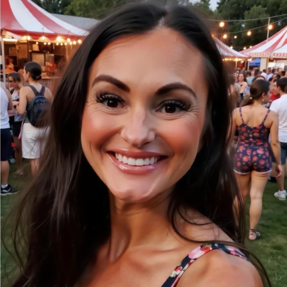 Meet your Posher, Brittney